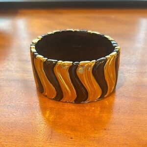 Gold and Black Wavy Bangle Bracelet